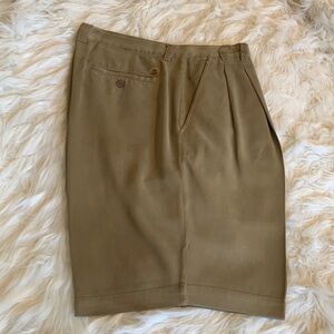 Men’s Tommy Bahama 100% Silk Pleated Dark Khaki Shorts Size 33